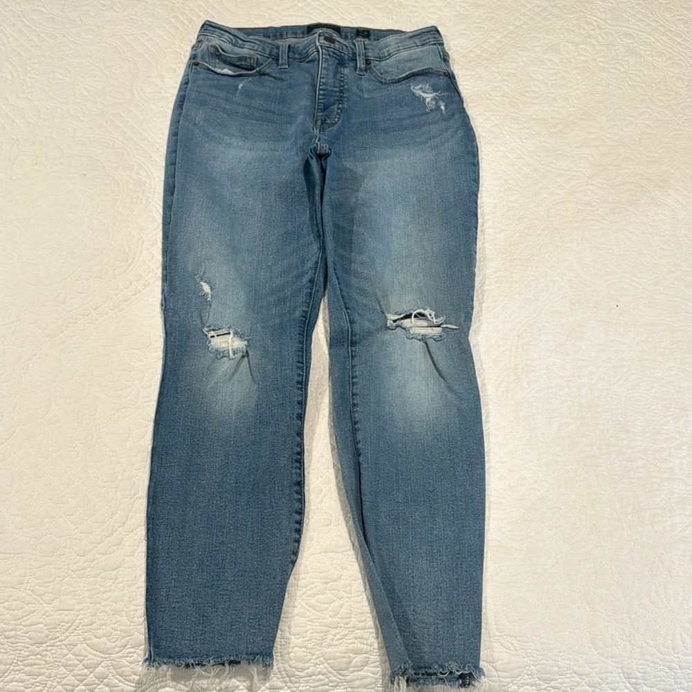 Lucky Brand Size 10 Ankle Mid Rise - Picture 1 of 4